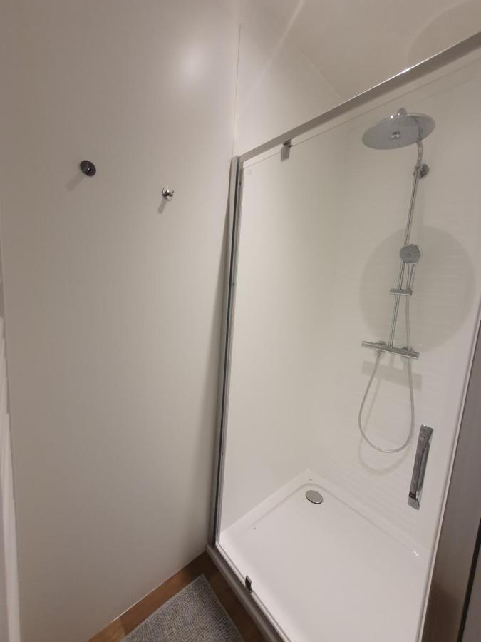 Brussels North - Pajot Apartments Wemmel ภายนอก รูปภาพ